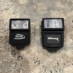 Black Camera Flash Set